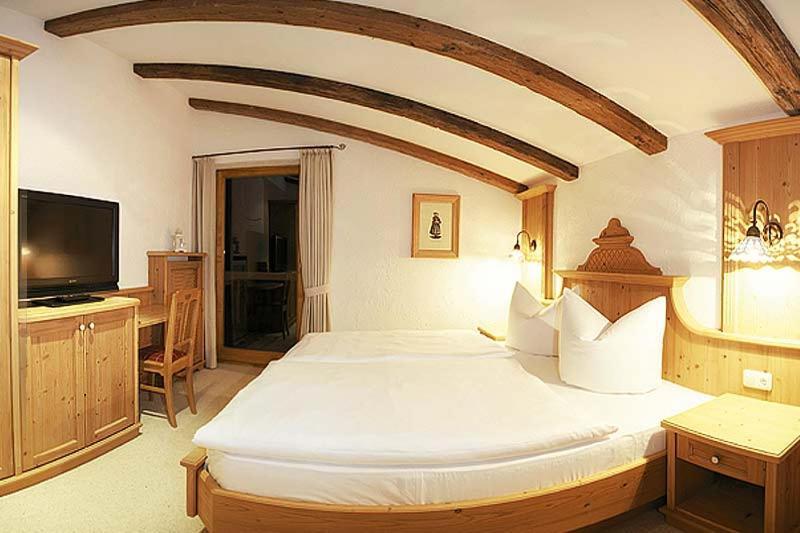 Gaestehaus Menkenbauer ルーポルディング エクステリア 写真